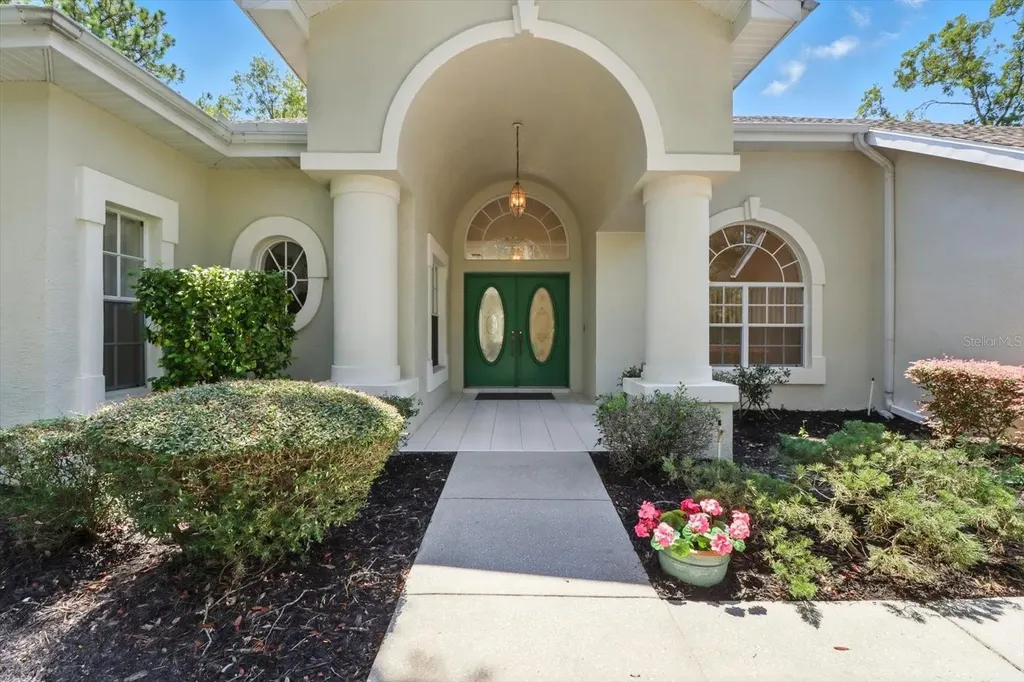 8 Sweetgum Court N Homosassa FL 34446
