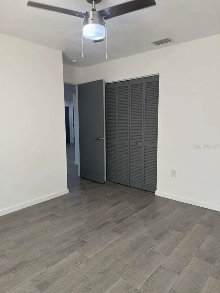 4187 Palau Drive Sarasota FL 34241