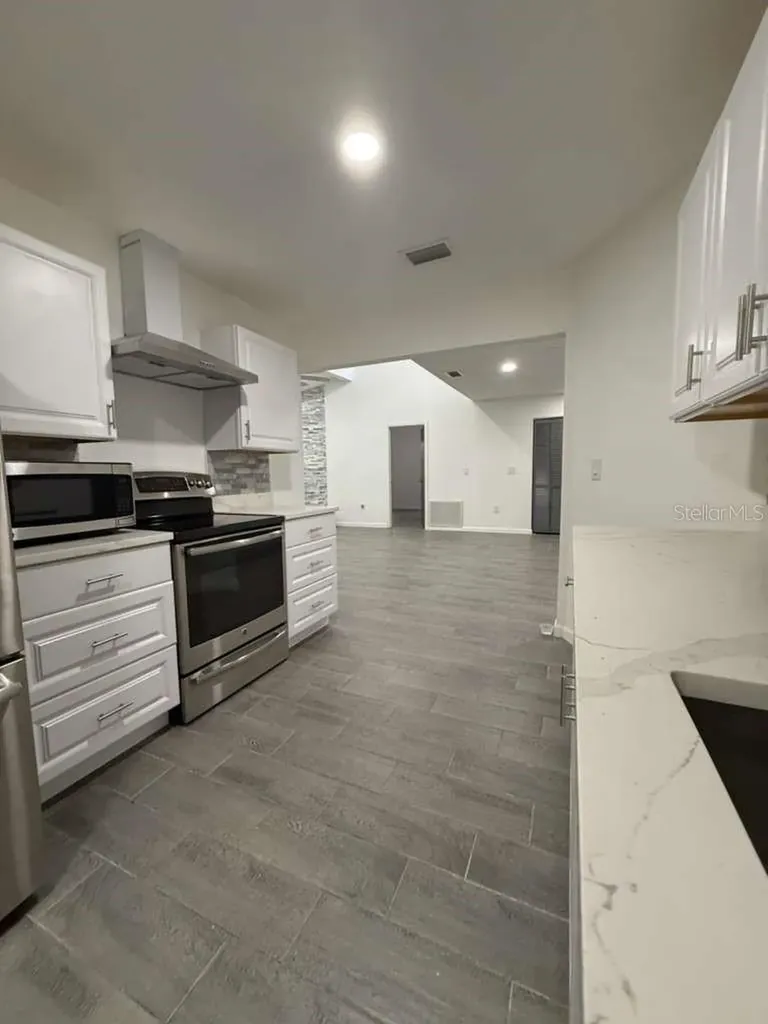4187 Palau Drive Sarasota FL 34241