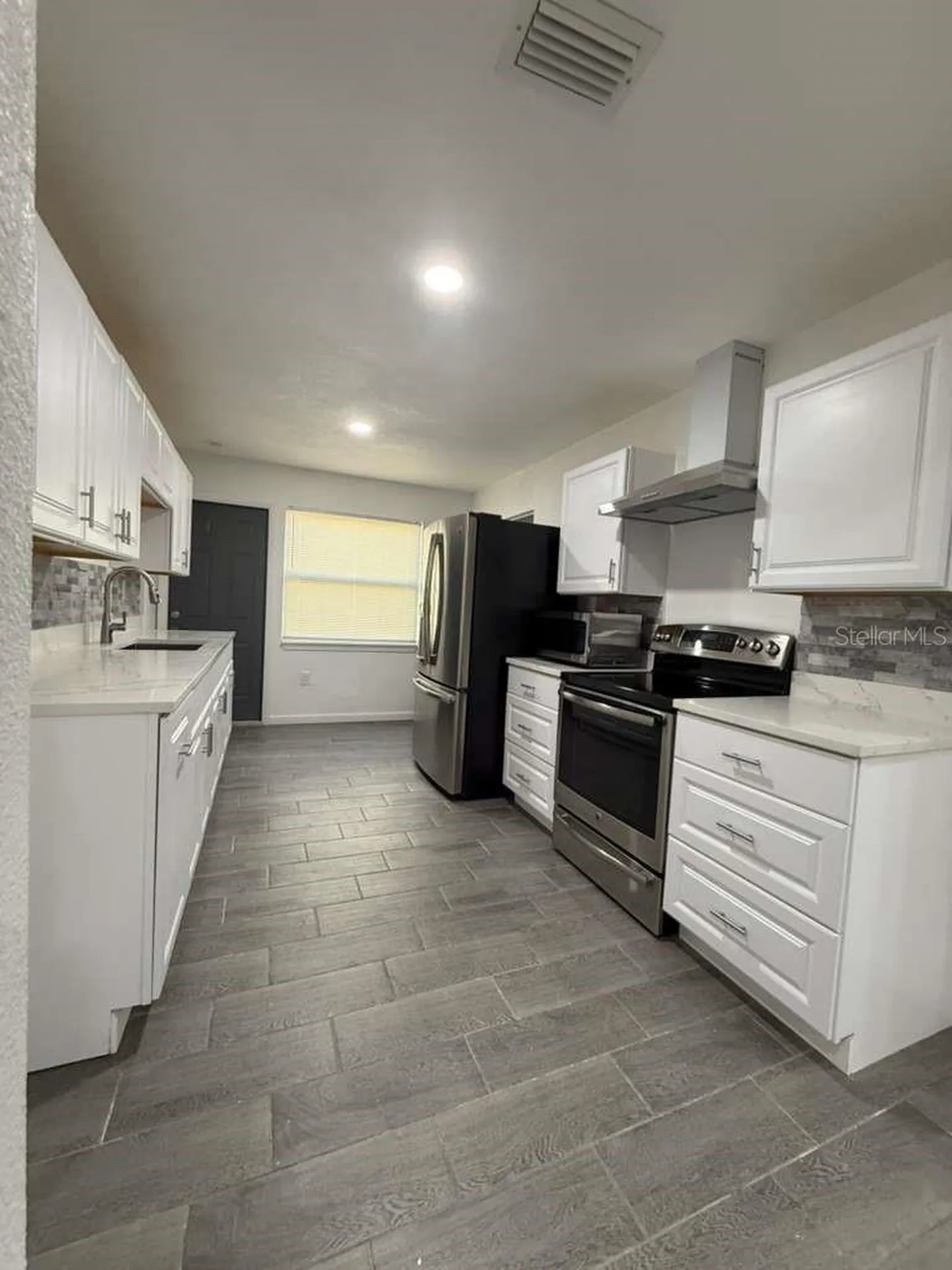 4187 Palau Drive Sarasota FL 34241
