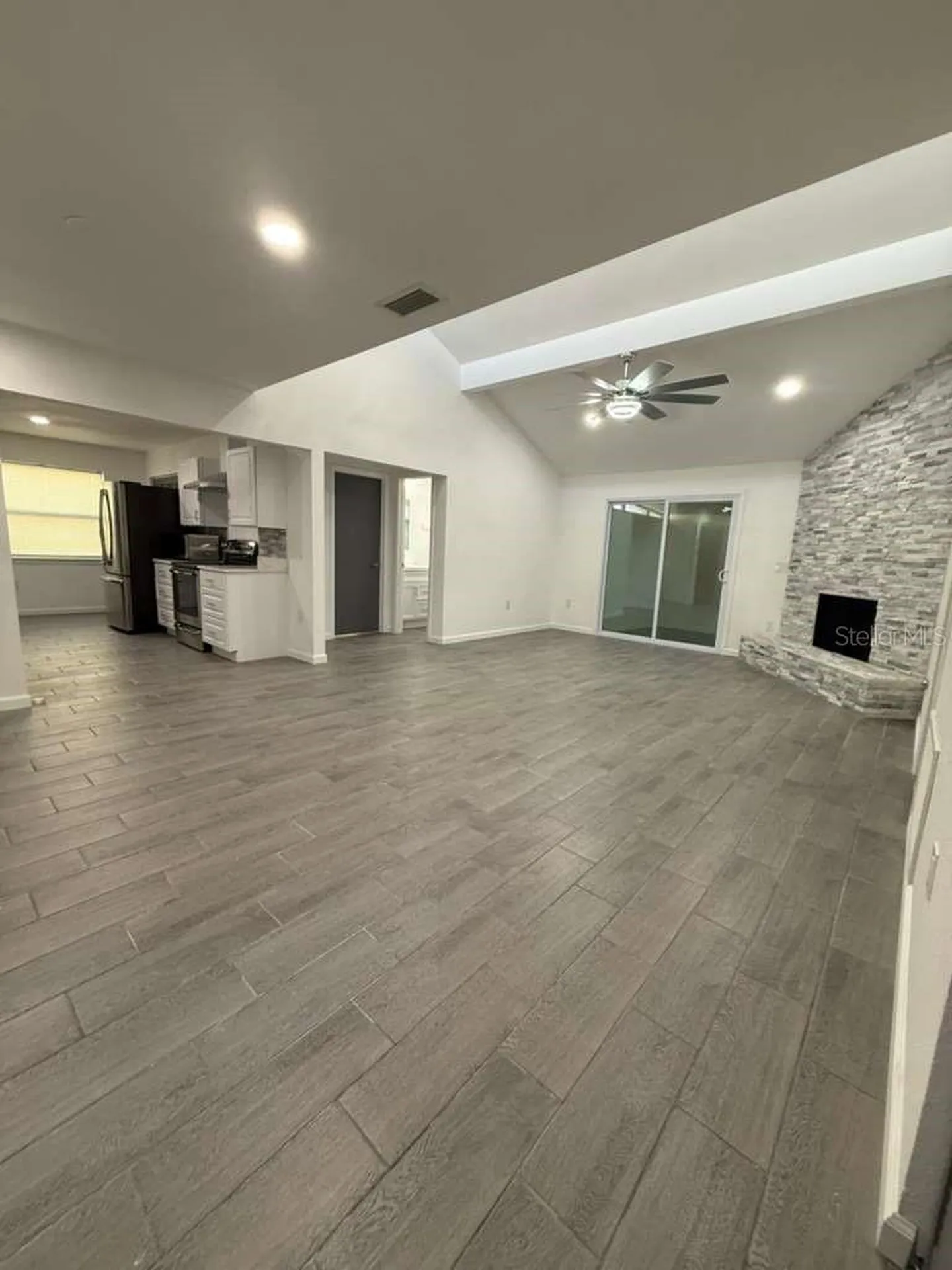 4187 Palau Drive Sarasota FL 34241