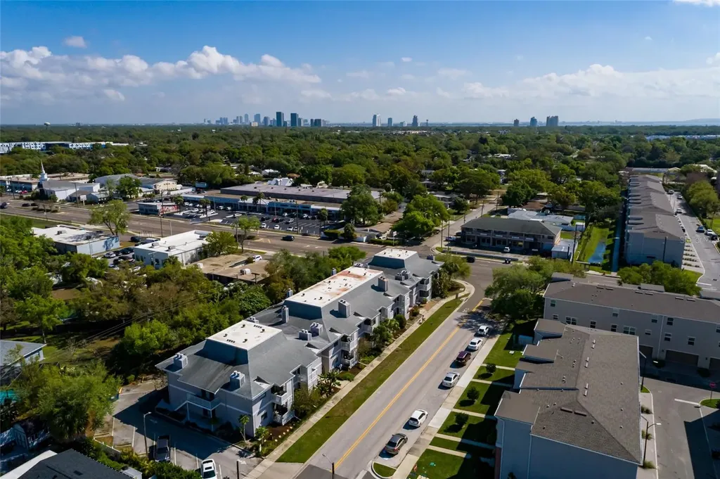 4405 W Fair Oaks Avenue Tampa FL 33611