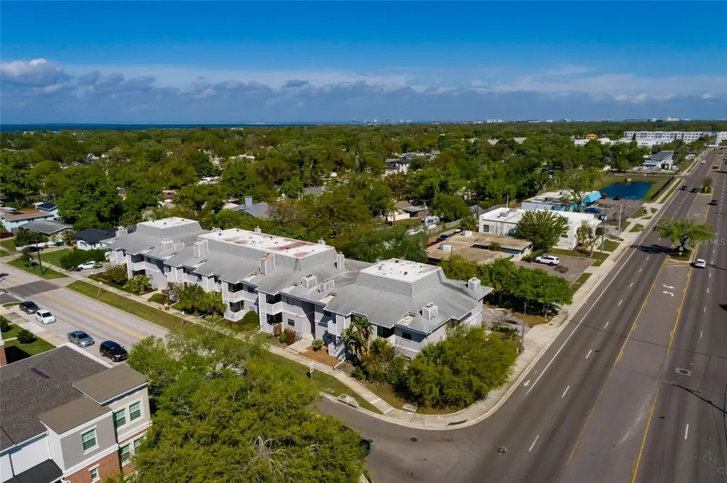4405 W Fair Oaks Avenue Tampa FL 33611