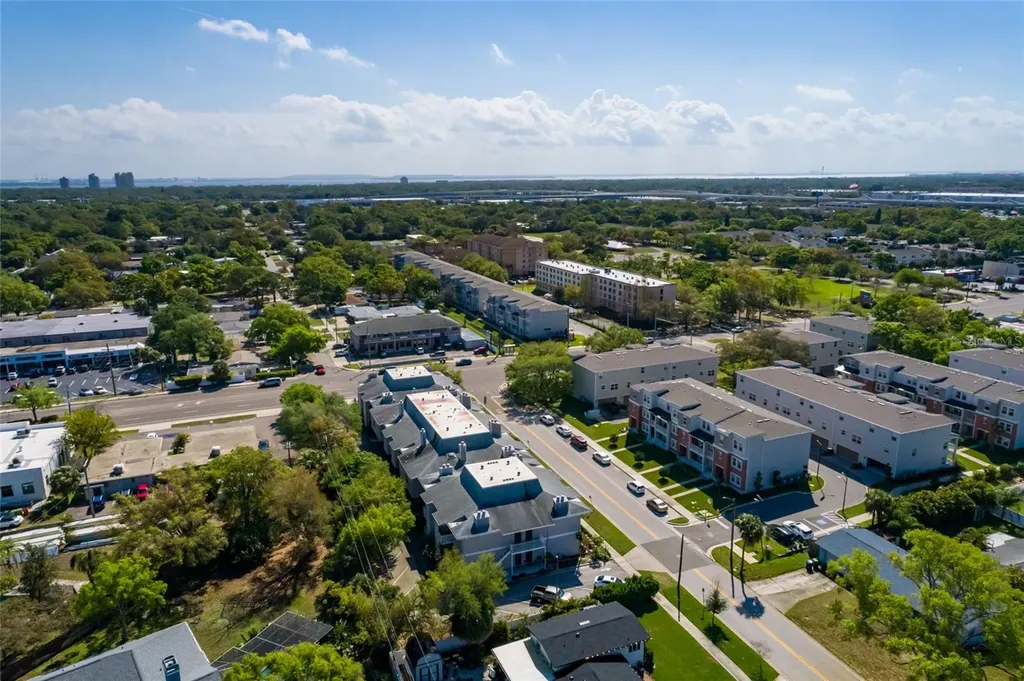4405 W Fair Oaks Avenue Tampa FL 33611