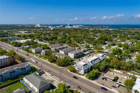 4405 W Fair Oaks Avenue Tampa FL 33611