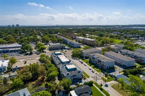 4405 W Fair Oaks Avenue Tampa FL 33611
