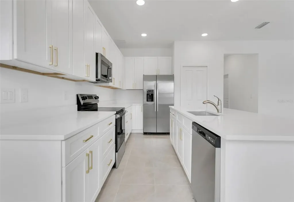 292 Elena Lavin Circle Orlando FL 32807
