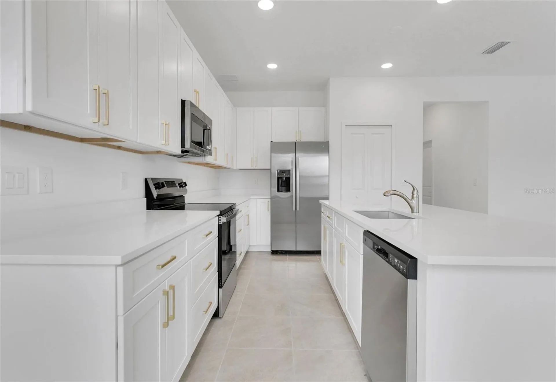 292 Elena Lavin Circle Orlando FL 32807