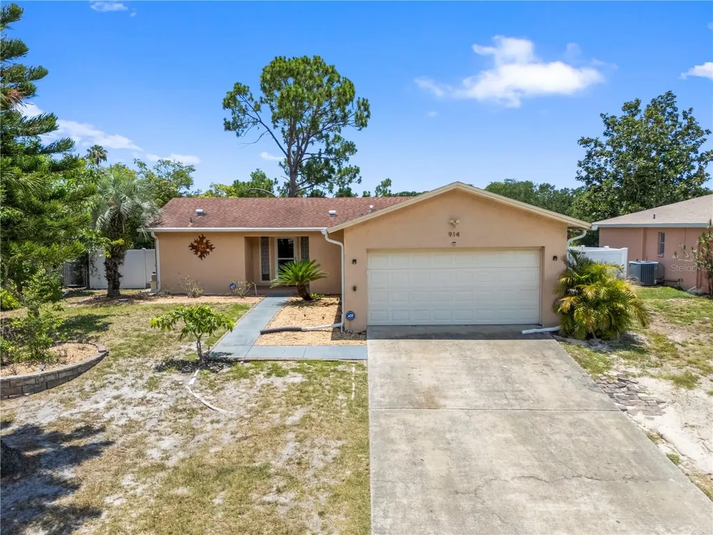 914 Carlton Road Tarpon Springs FL 34689