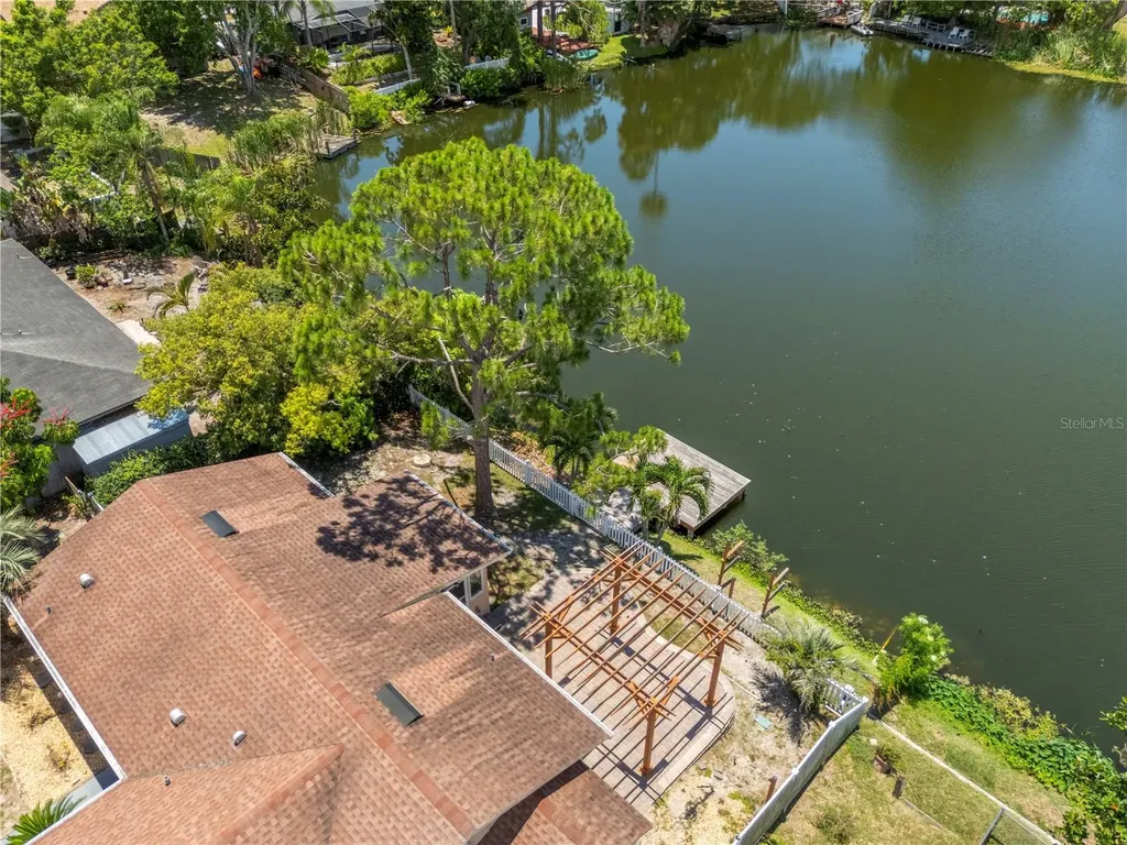 914 Carlton Road Tarpon Springs FL 34689
