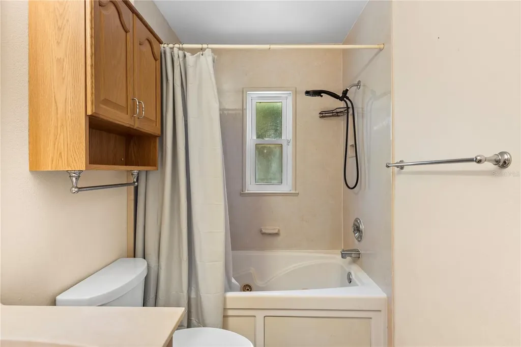 914 Carlton Road Tarpon Springs FL 34689