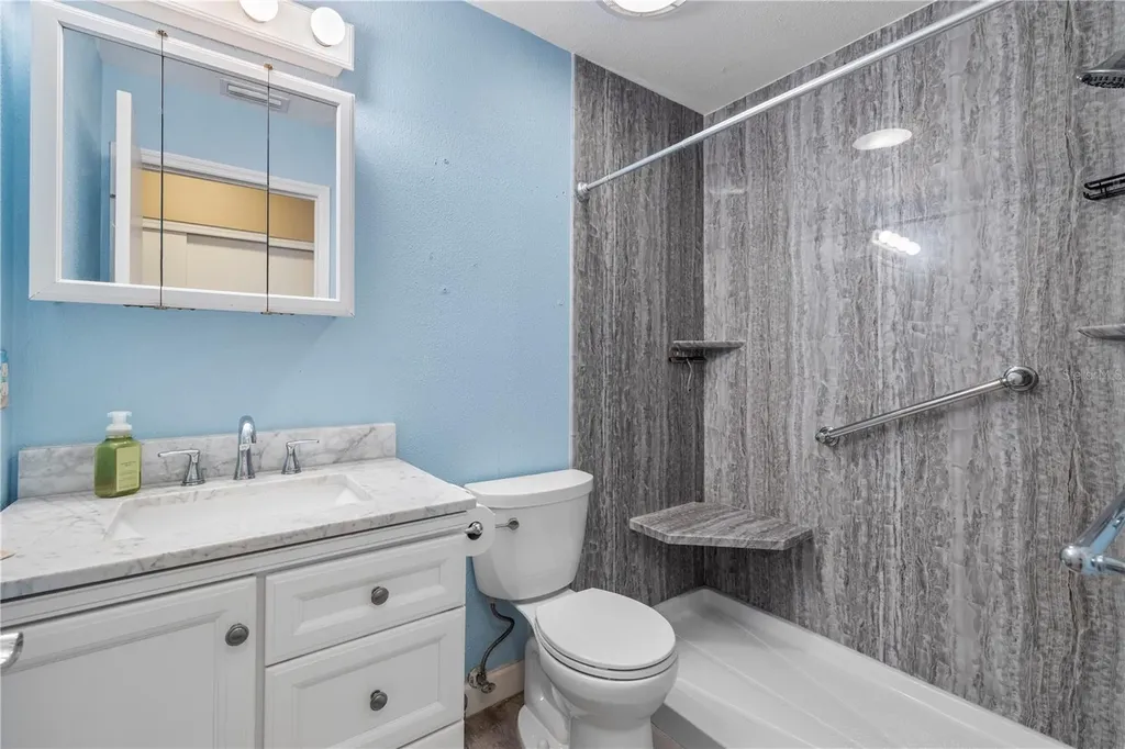 914 Carlton Road Tarpon Springs FL 34689