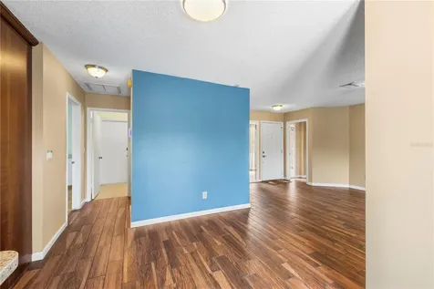 914 Carlton Road Tarpon Springs FL 34689
