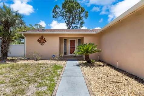 914 Carlton Road Tarpon Springs FL 34689