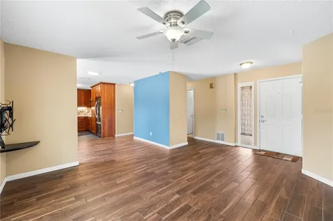 914 Carlton Road Tarpon Springs FL 34689