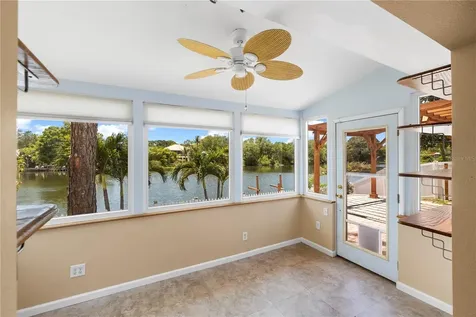 914 Carlton Road Tarpon Springs FL 34689