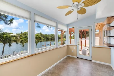 914 Carlton Road Tarpon Springs FL 34689