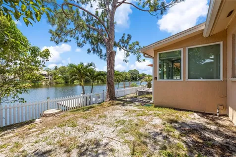 914 Carlton Road Tarpon Springs FL 34689