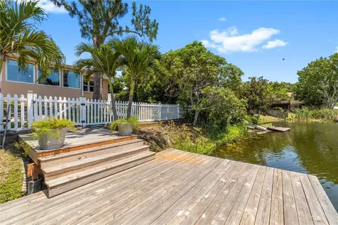 914 Carlton Road Tarpon Springs FL 34689