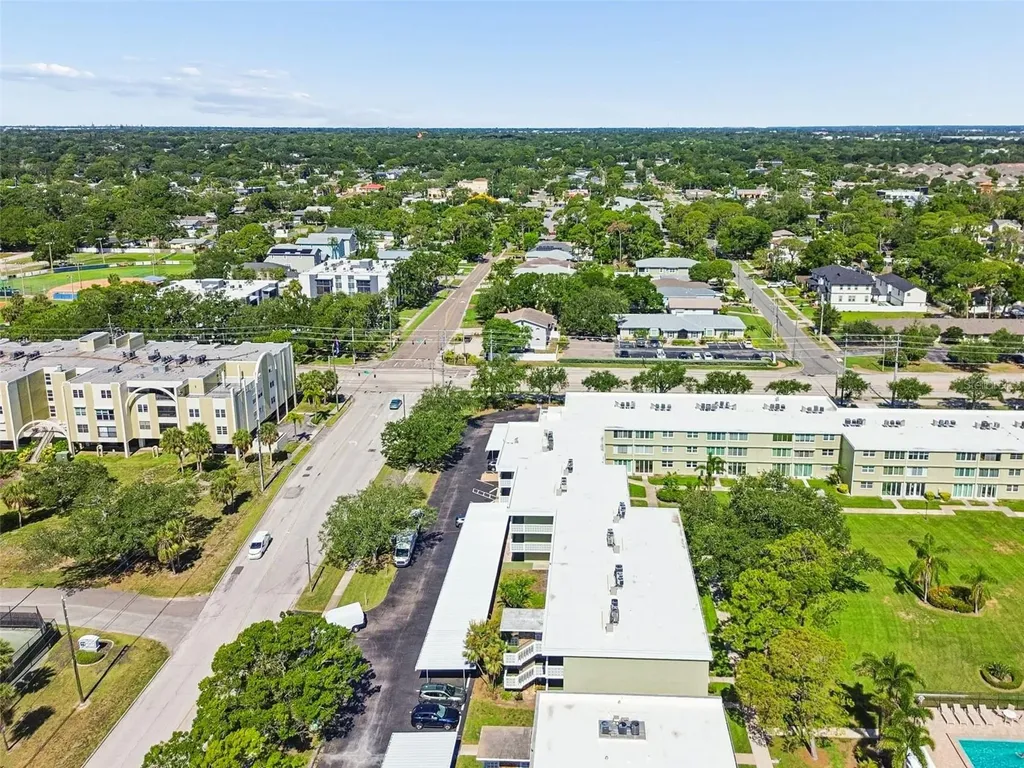 4705 1st Street NE St Petersburg FL 33703