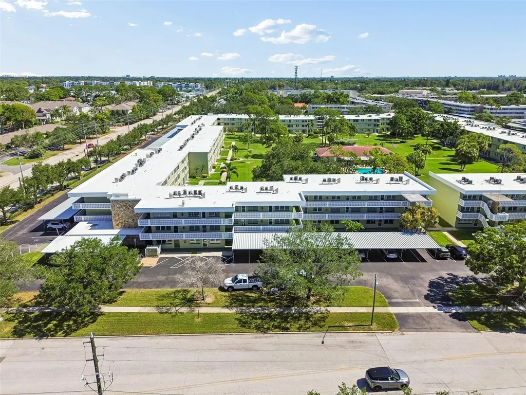 4705 1st Street NE St Petersburg FL 33703