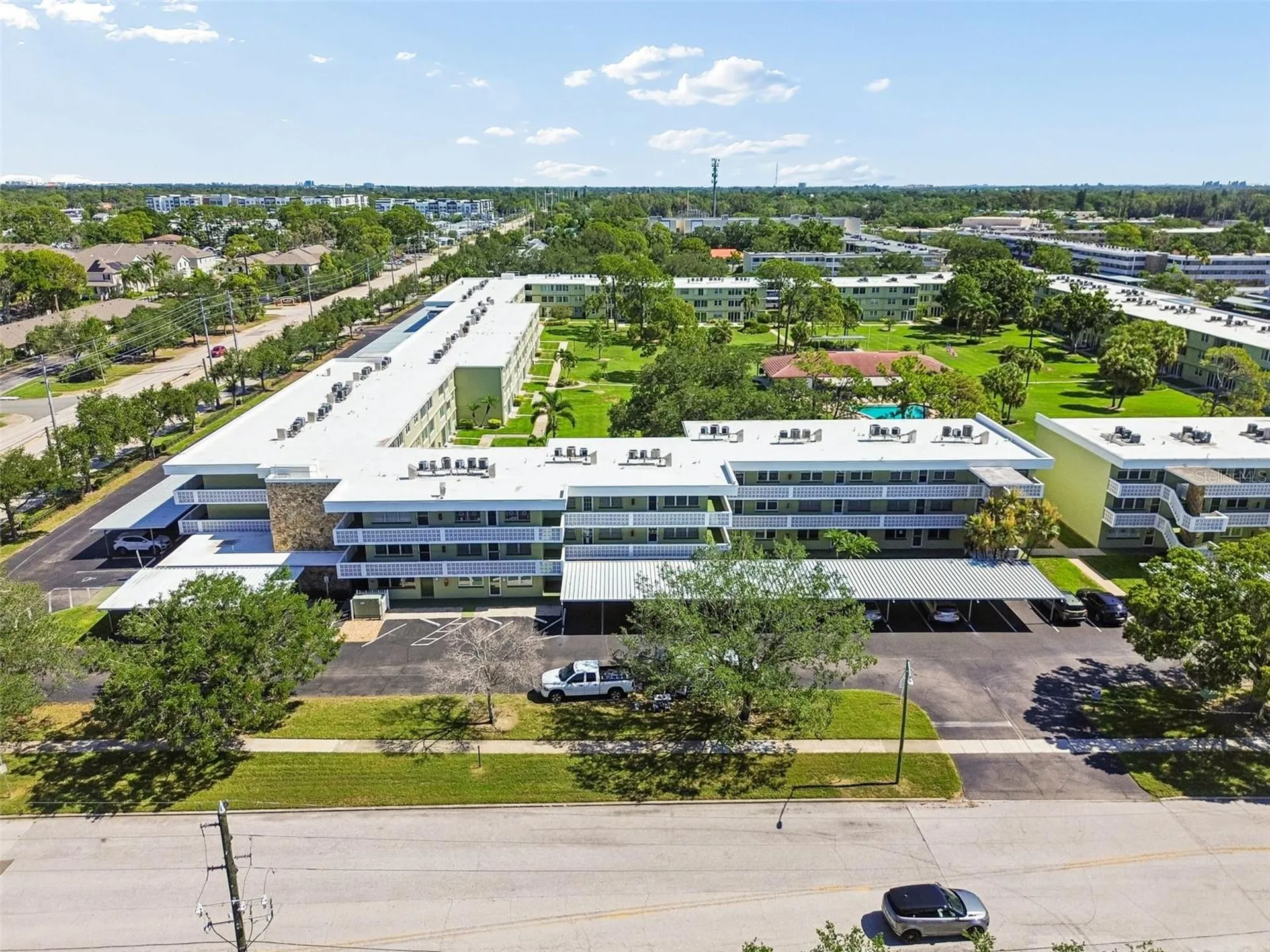 4705 1st Street NE St Petersburg FL 33703