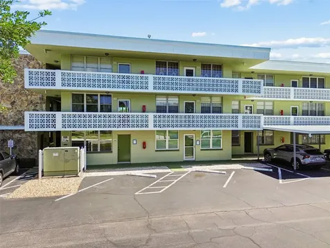 4705 1st Street NE St Petersburg FL 33703