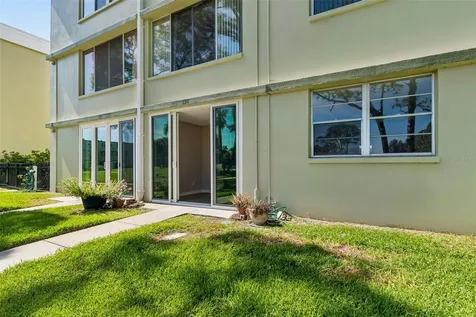 4705 1st Street NE St Petersburg FL 33703