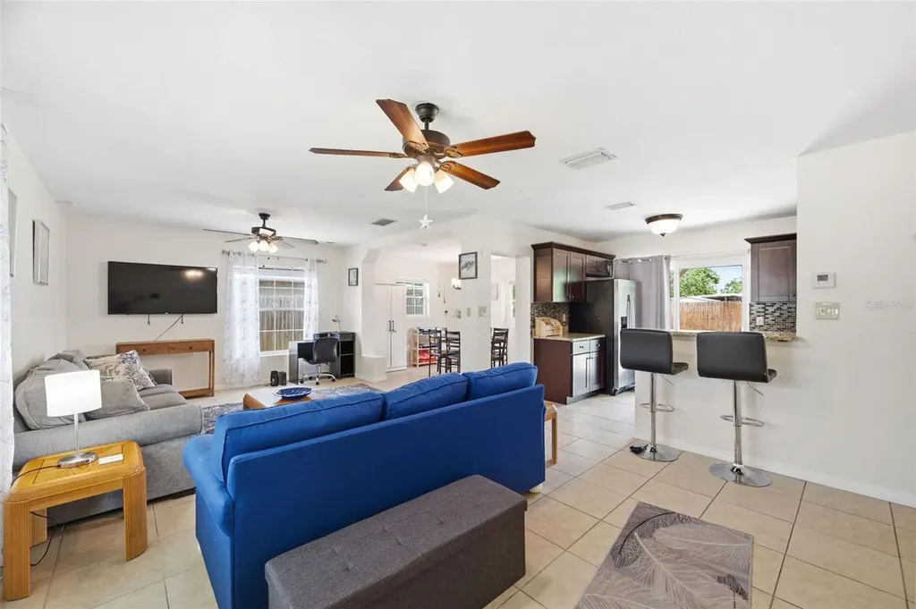 8685 Magnolia Drive Seminole FL 33777