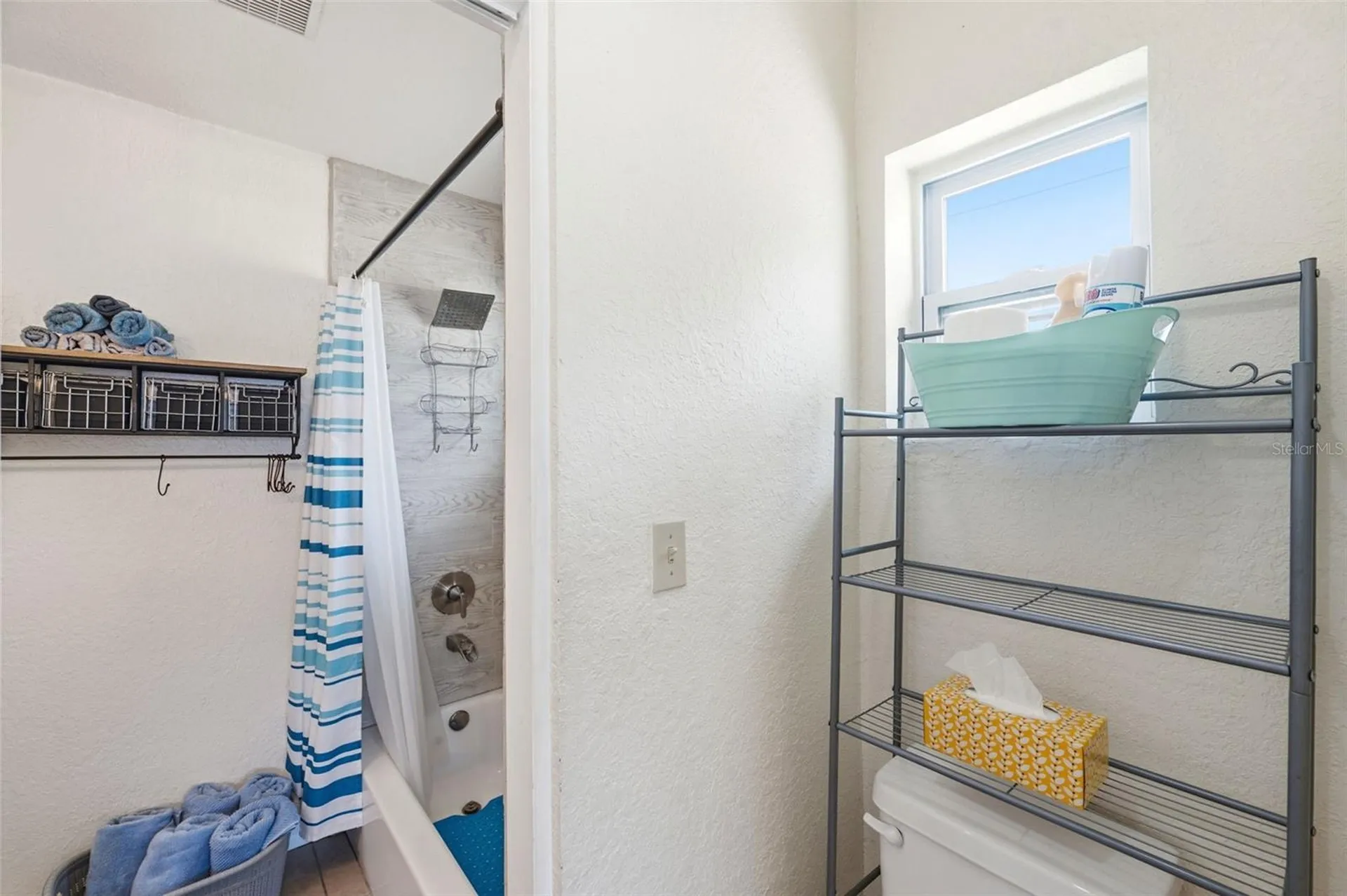 8685 Magnolia Drive Seminole FL 33777