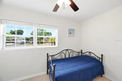 8685 Magnolia Drive Seminole FL 33777