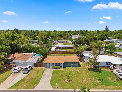 8685 Magnolia Drive Seminole FL 33777