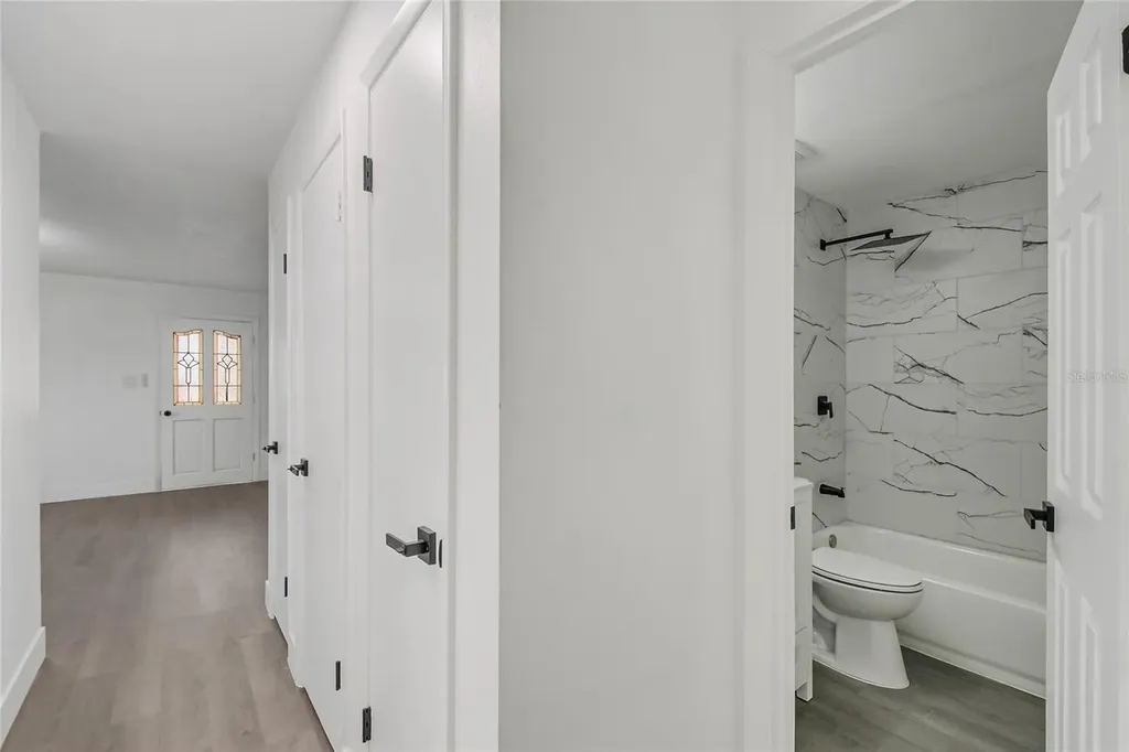 922 Bates Avenue Eustis FL 32726