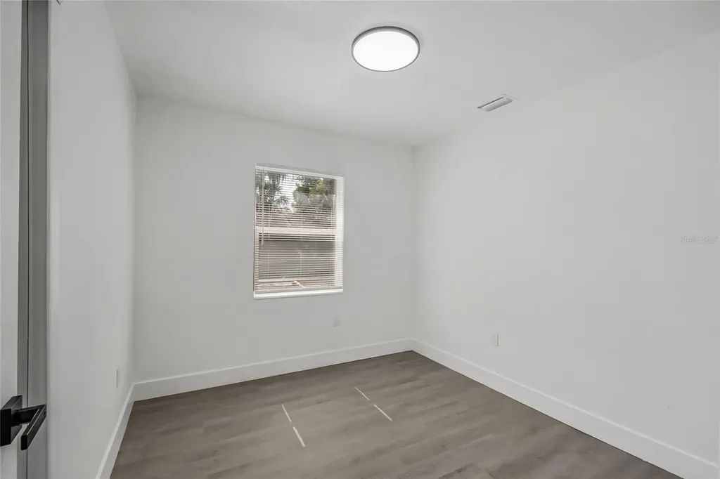 922 Bates Avenue Eustis FL 32726