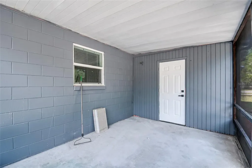 922 Bates Avenue Eustis FL 32726
