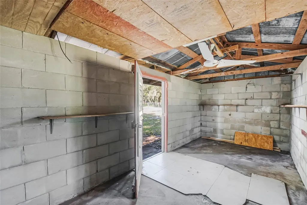 922 Bates Avenue Eustis FL 32726