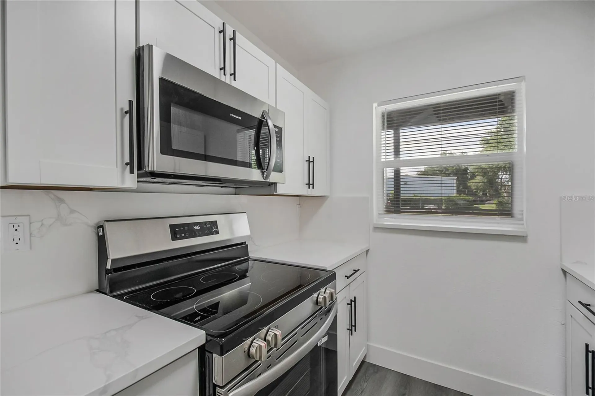 922 Bates Avenue Eustis FL 32726