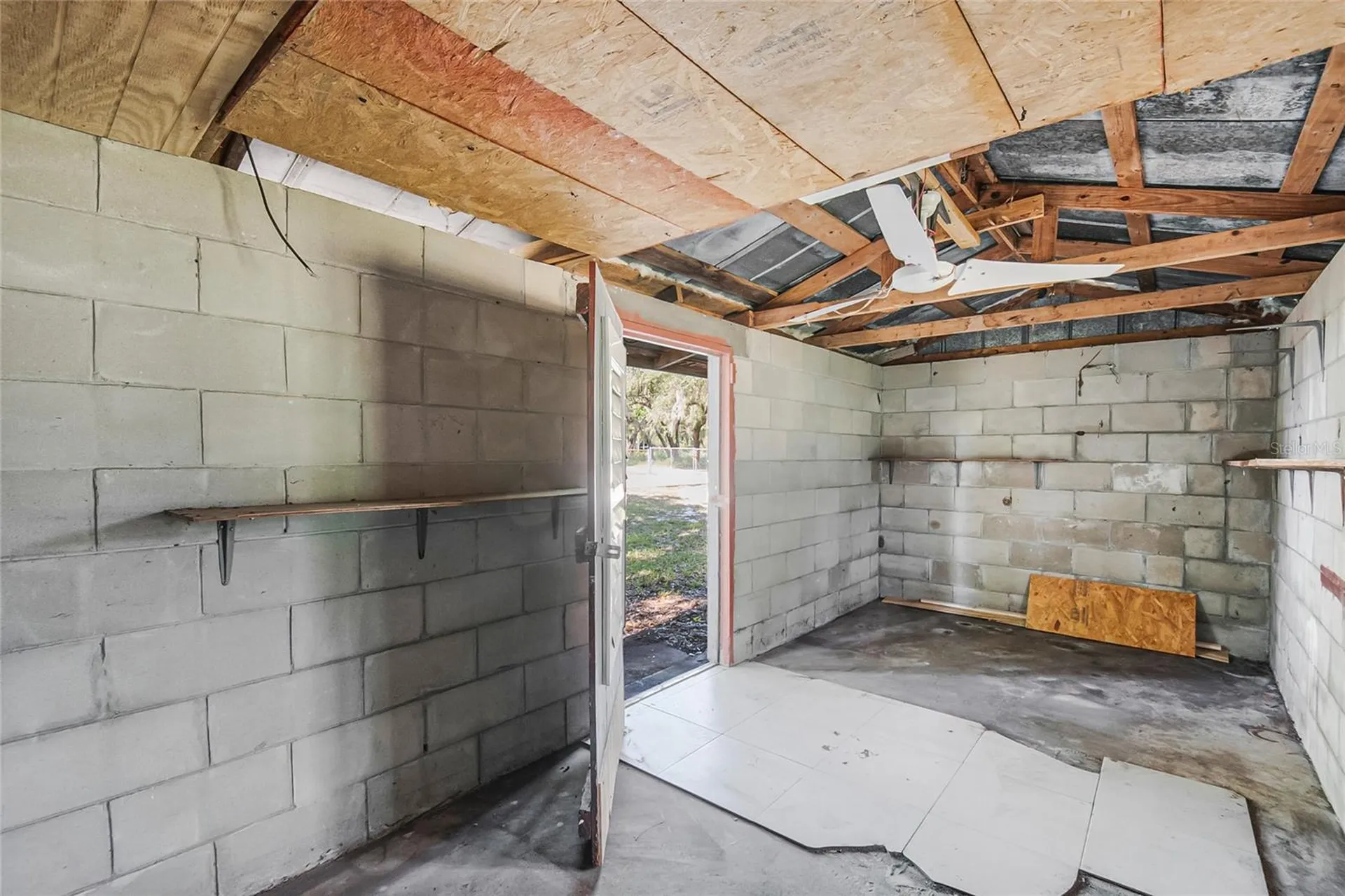 922 Bates Avenue Eustis FL 32726