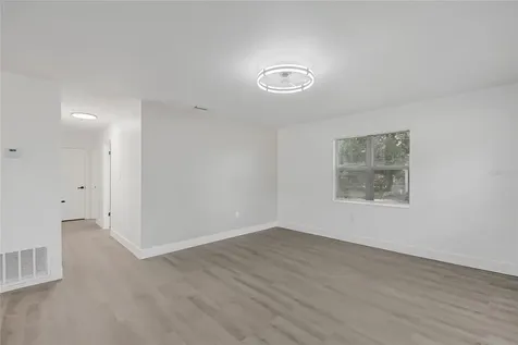 922 Bates Avenue Eustis FL 32726