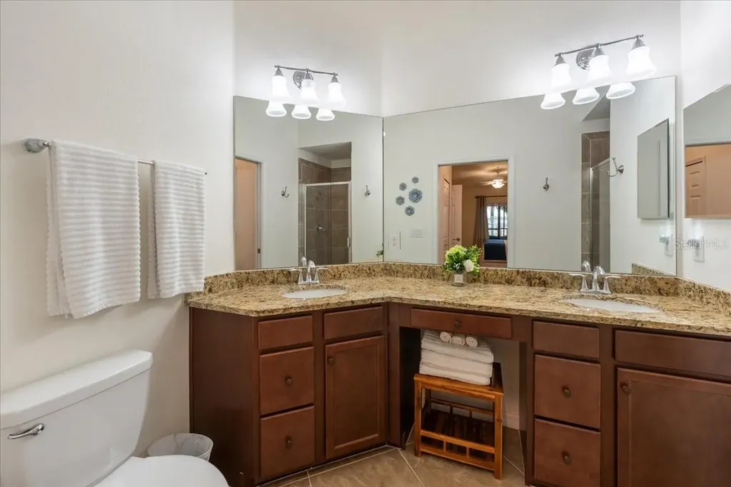 5614 Palmer Circle Lakewood Ranch FL 34211