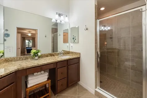 5614 Palmer Circle Lakewood Ranch FL 34211