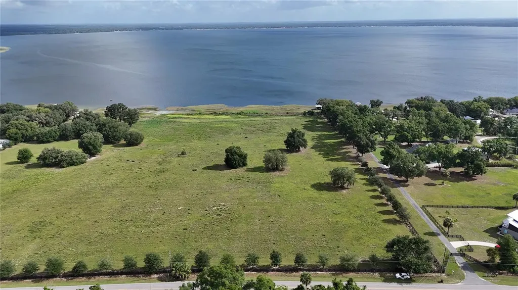 Tbd SE Sunset Harbor Road Weirsdale FL 32195