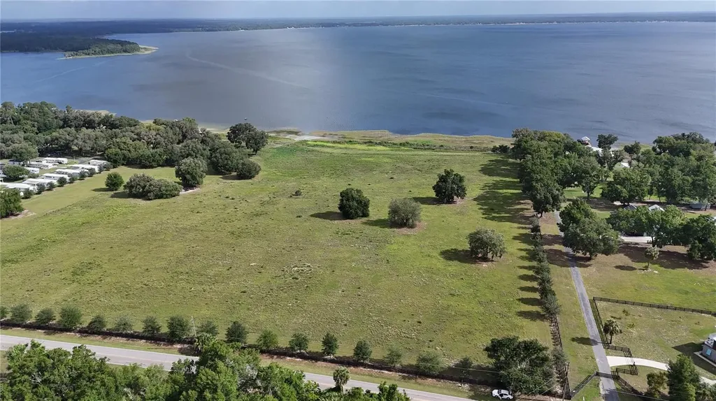 Tbd SE Sunset Harbor Road Weirsdale FL 32195