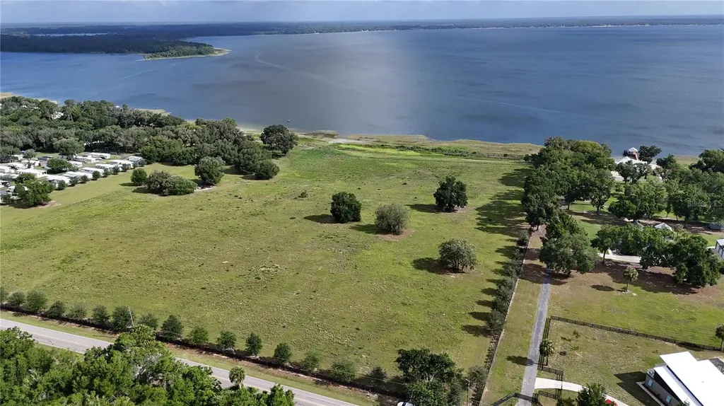 Tbd SE Sunset Harbor Road Weirsdale FL 32195