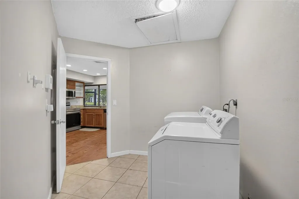 1201 Sandalwood Drive Plant City FL 33563
