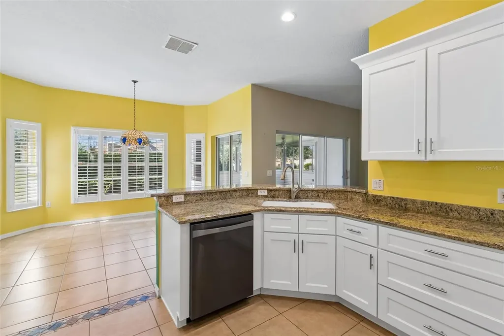 230 Bay Drive Kissimmee FL 34759