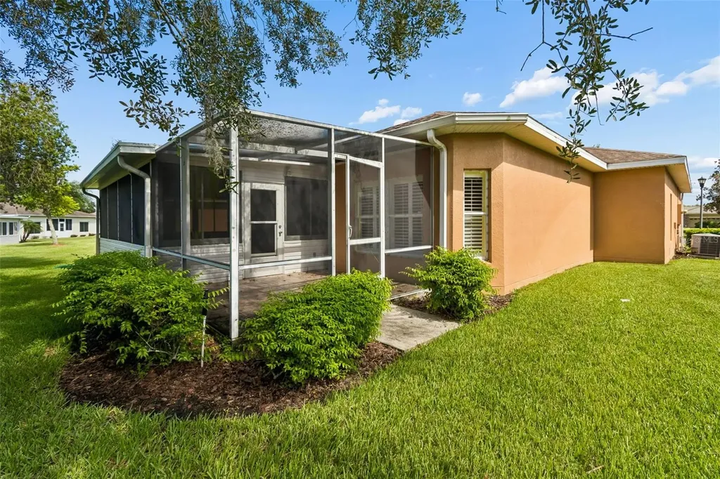230 Bay Drive Kissimmee FL 34759
