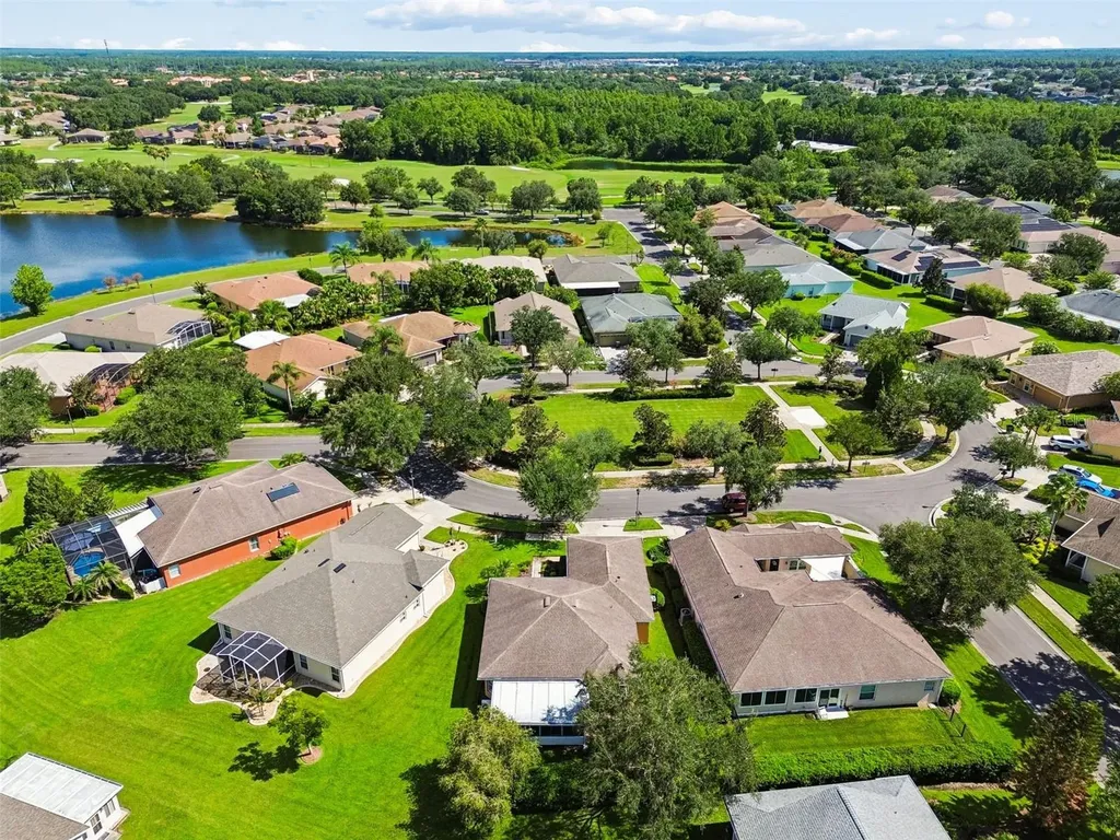 230 Bay Drive Kissimmee FL 34759