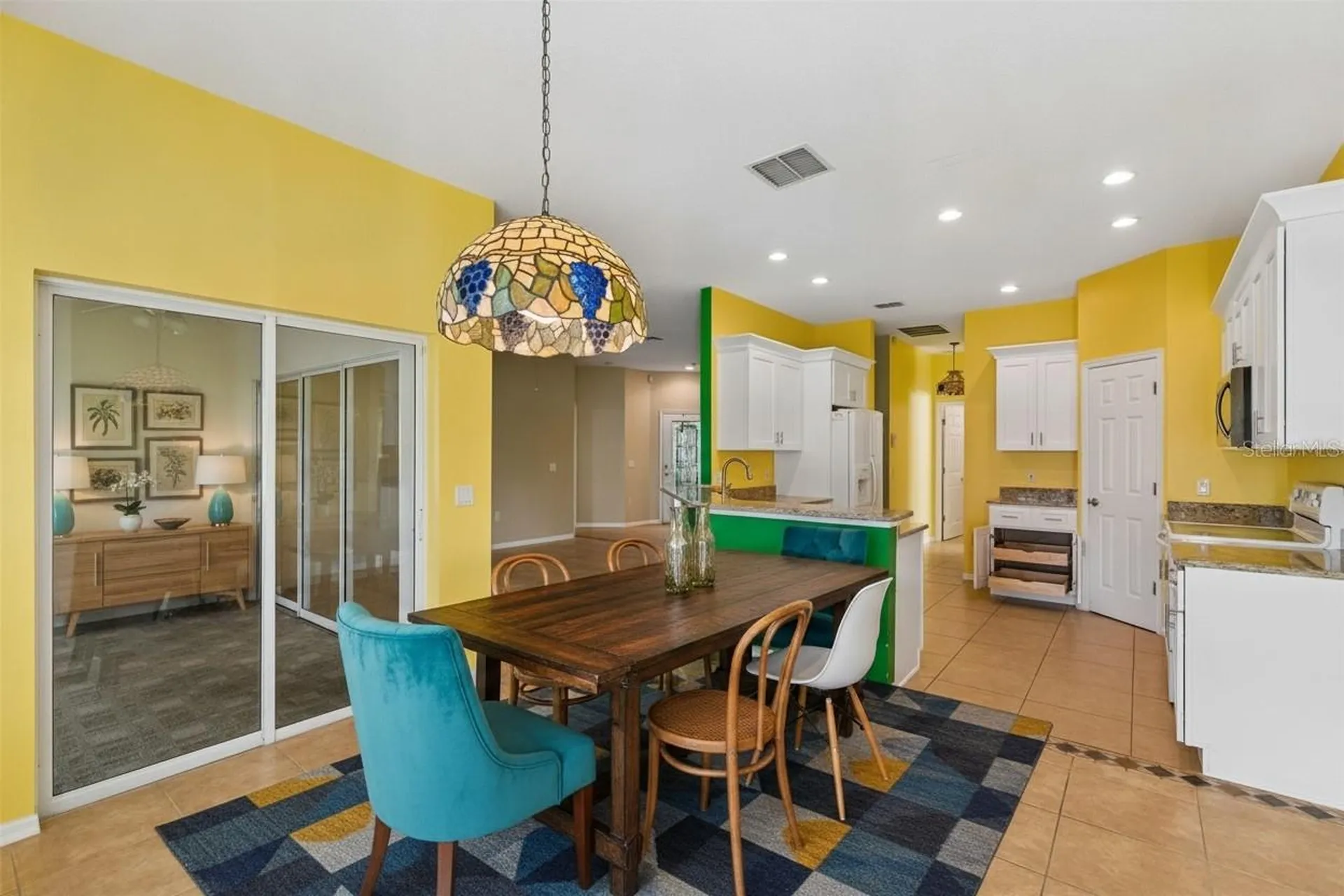 230 Bay Drive Kissimmee FL 34759