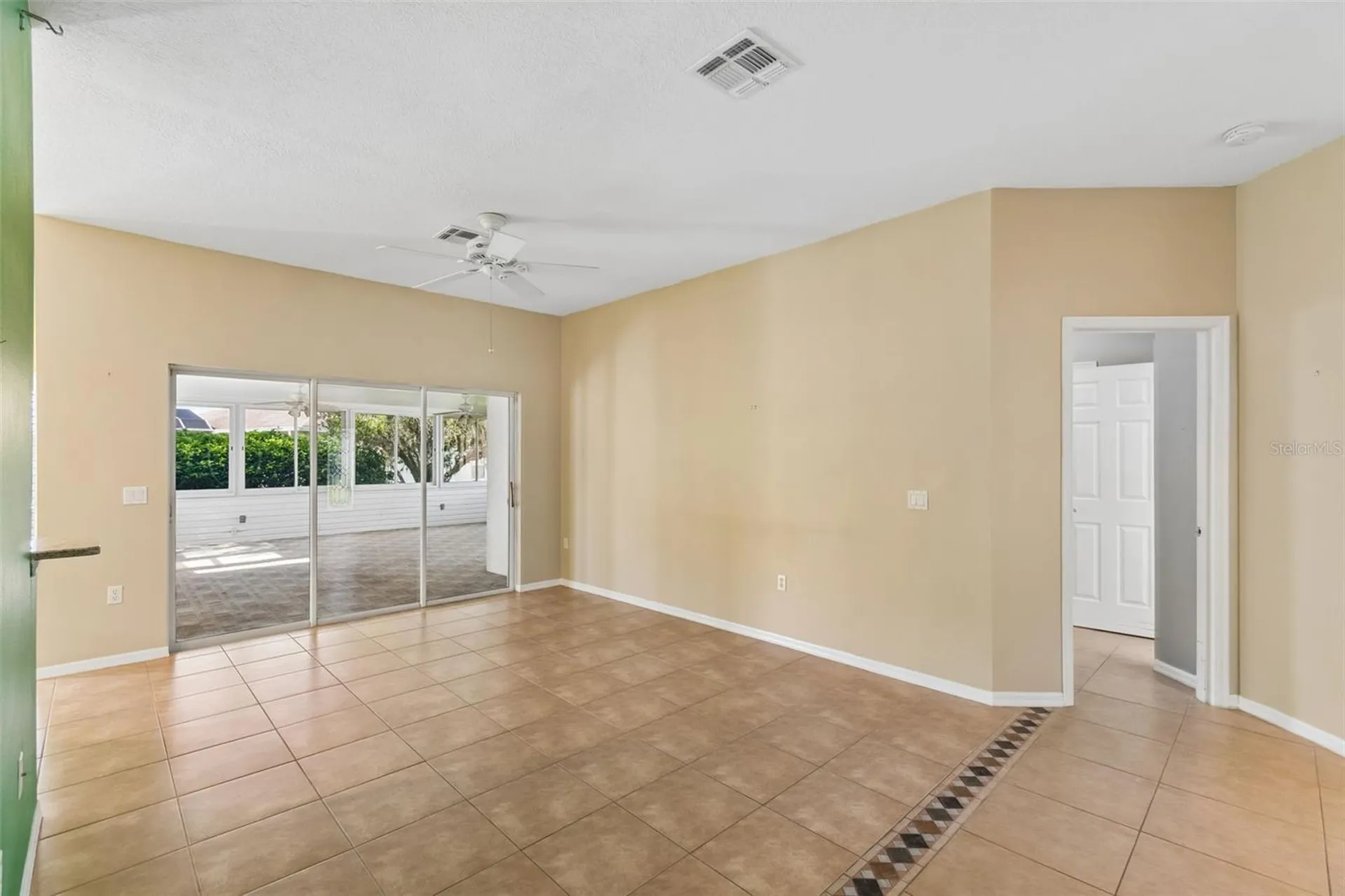 230 Bay Drive Kissimmee FL 34759
